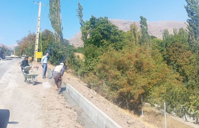 آغاز عملیات جدولکشی خیابان ورودی و اصلی محله گزینان