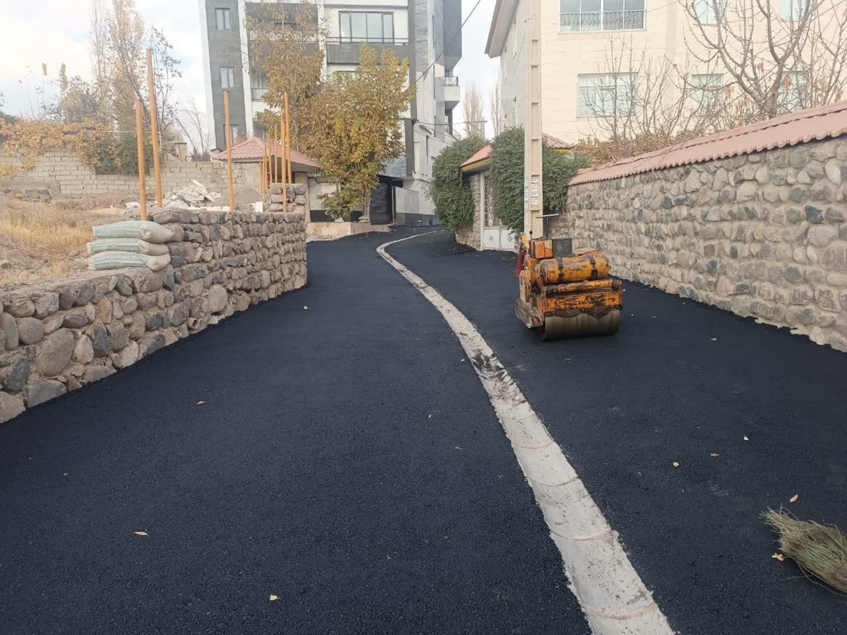 زیر سازی و آسفالت کوچه عقیق (خیابان فروردین)