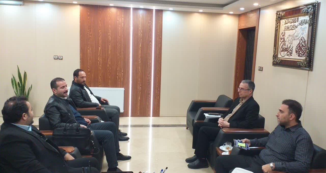 جلسه مشترک شهرداری و اداره پست در راستای اجرای پروژه GNAF