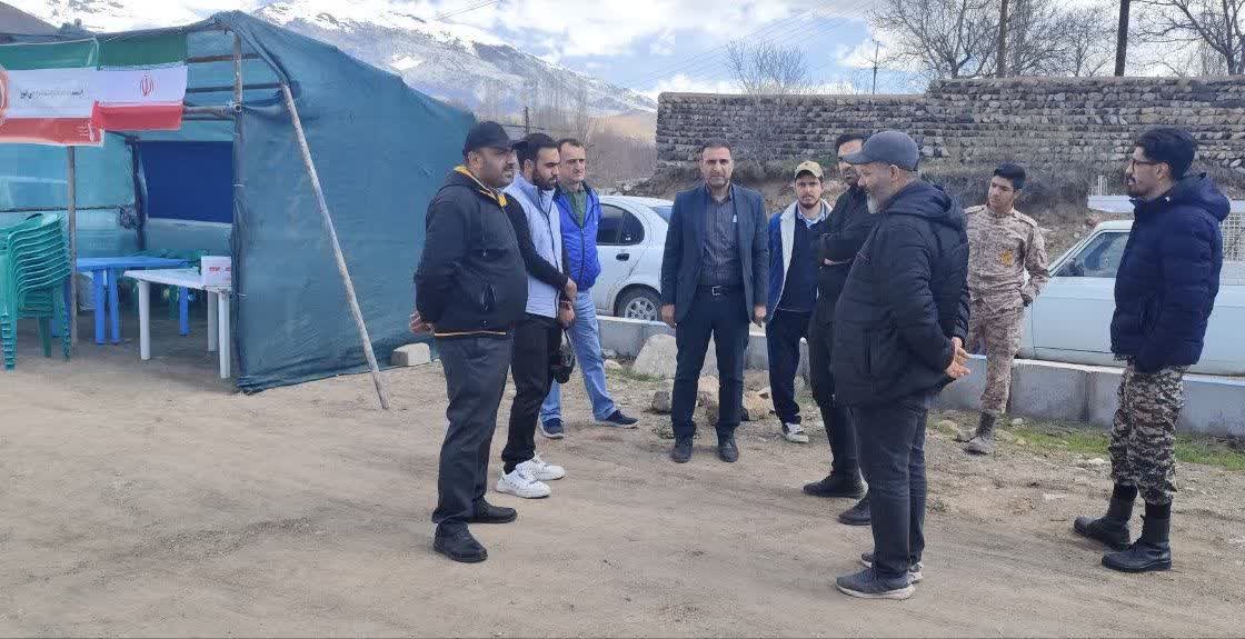 بازدید شهردار ، رییس و اعضای شورای اسلامی شهر طالقان از ایستگاه مقاومتی، ورودی محله گلینک در روز سیرده فروردین (روز طبیعت)