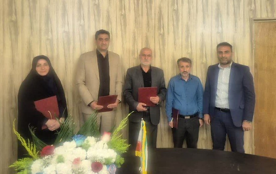 تجلیل شهردار طالقان از اعضای شورای اسلامی شهر به مناسبت روز شوراها