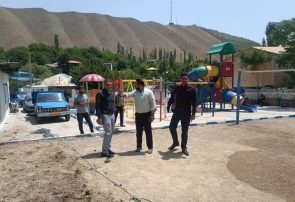 تداوم عملیات بهسازی پارک محله حسنجون و سیدآباد با اجرای کفپوش