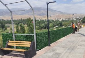نصب فنس چمنی در حاشیه پیادهراه سلامت