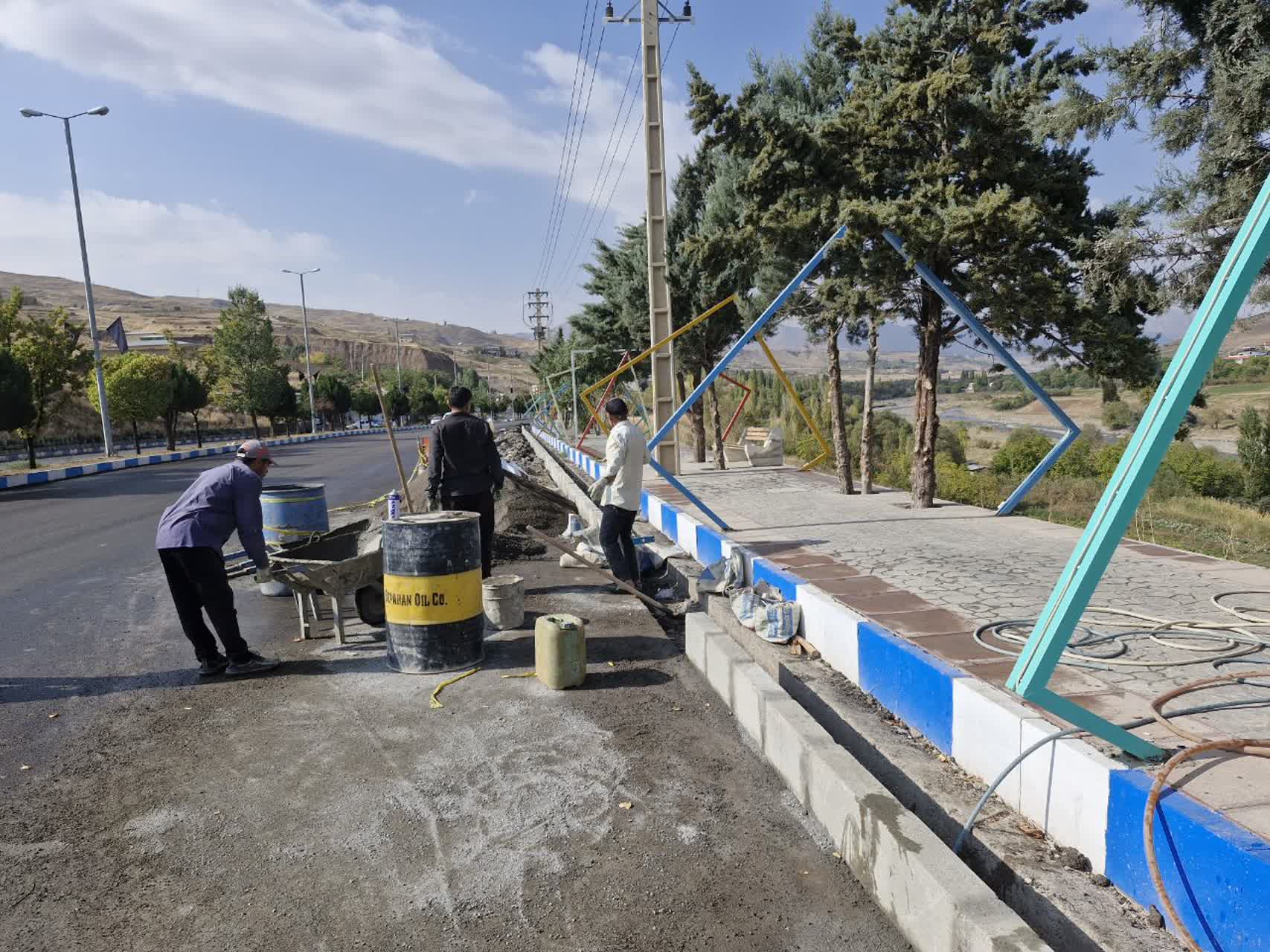 بهسازی و اصلاح بخشی از مسیر پیادهراه سلامت